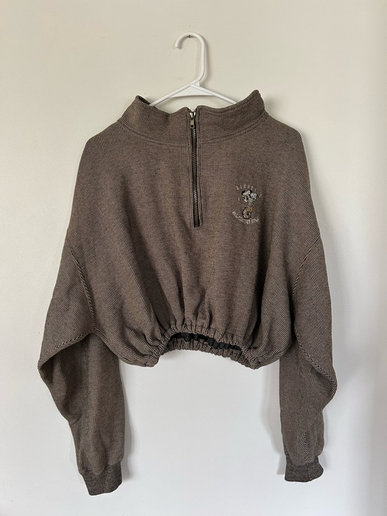 Disney Tops - Vintage Mickey Disney All Century Golf Crop Sweater XL